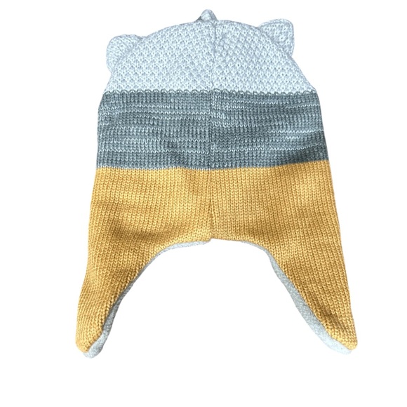 Adorable Bear Knit Hat and Mittens Set for Kids 12-24 months - Picture 3 of 4